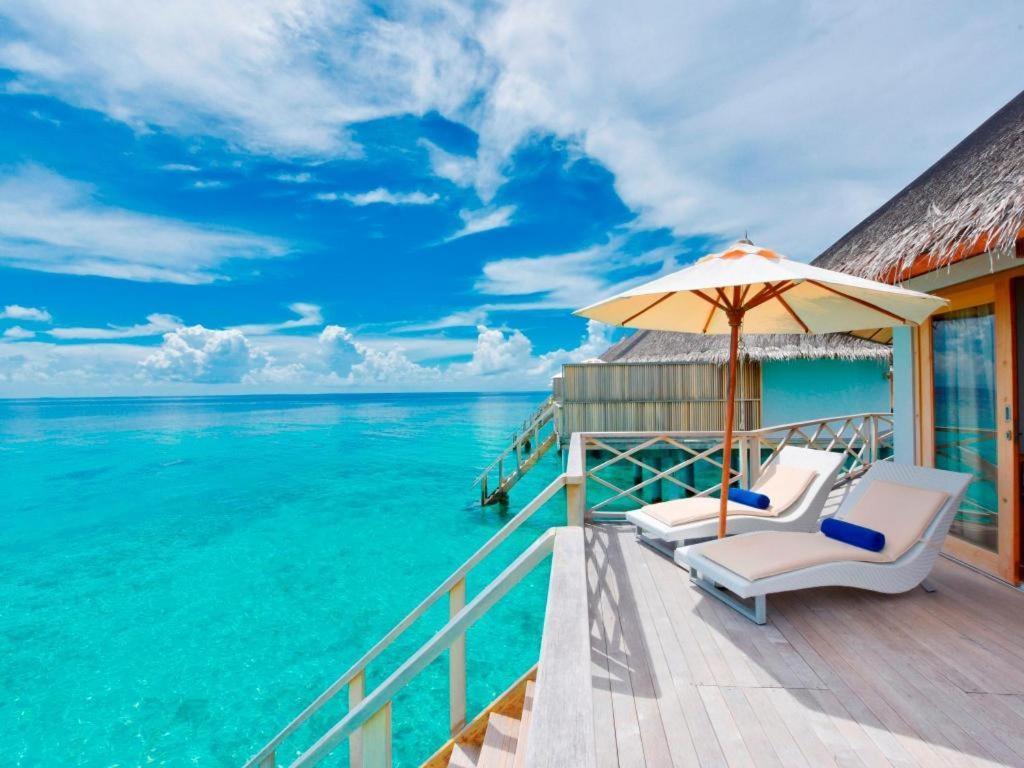 Angaga Island Resort And Spa Ngoại thất bức ảnh