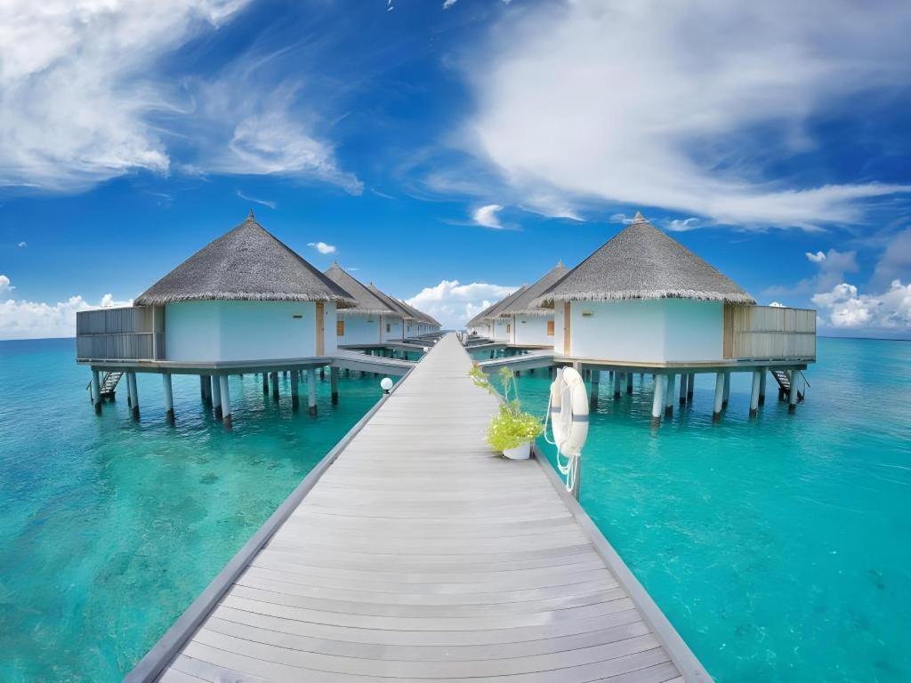 Angaga Island Resort And Spa Ngoại thất bức ảnh