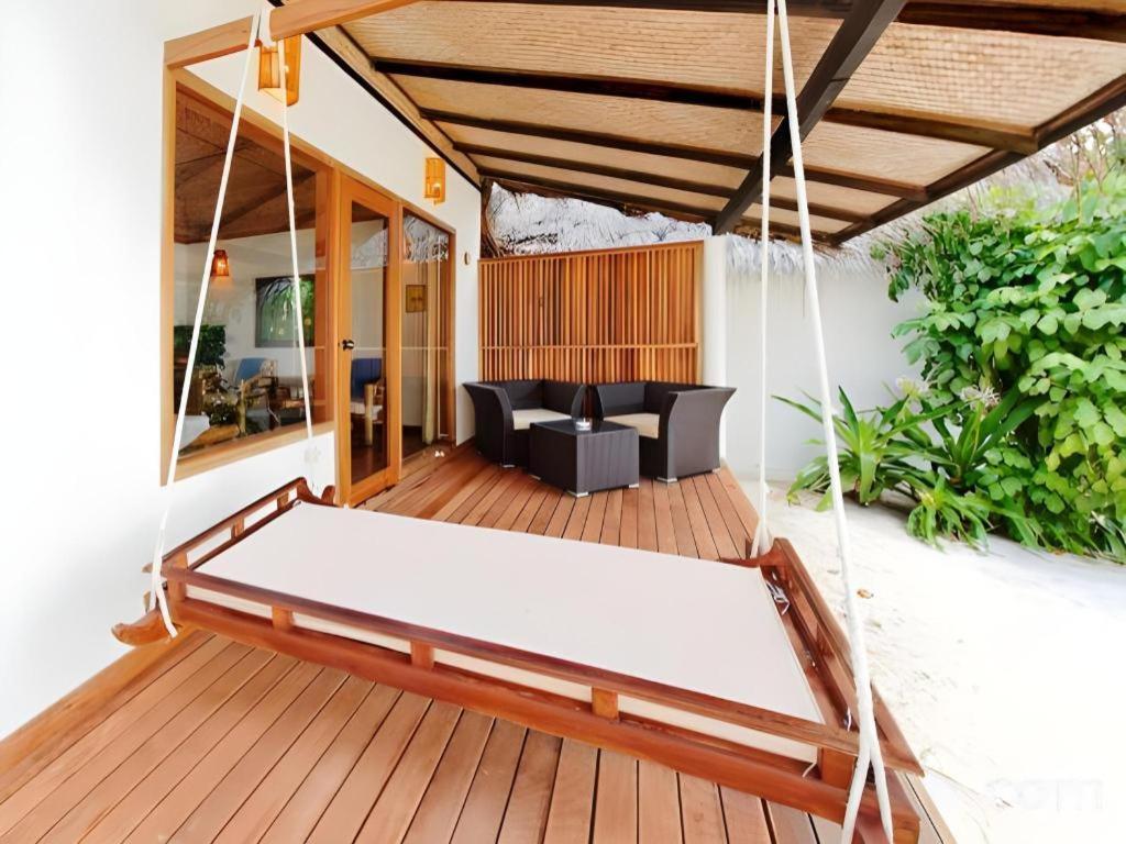 Angaga Island Resort And Spa Ngoại thất bức ảnh
