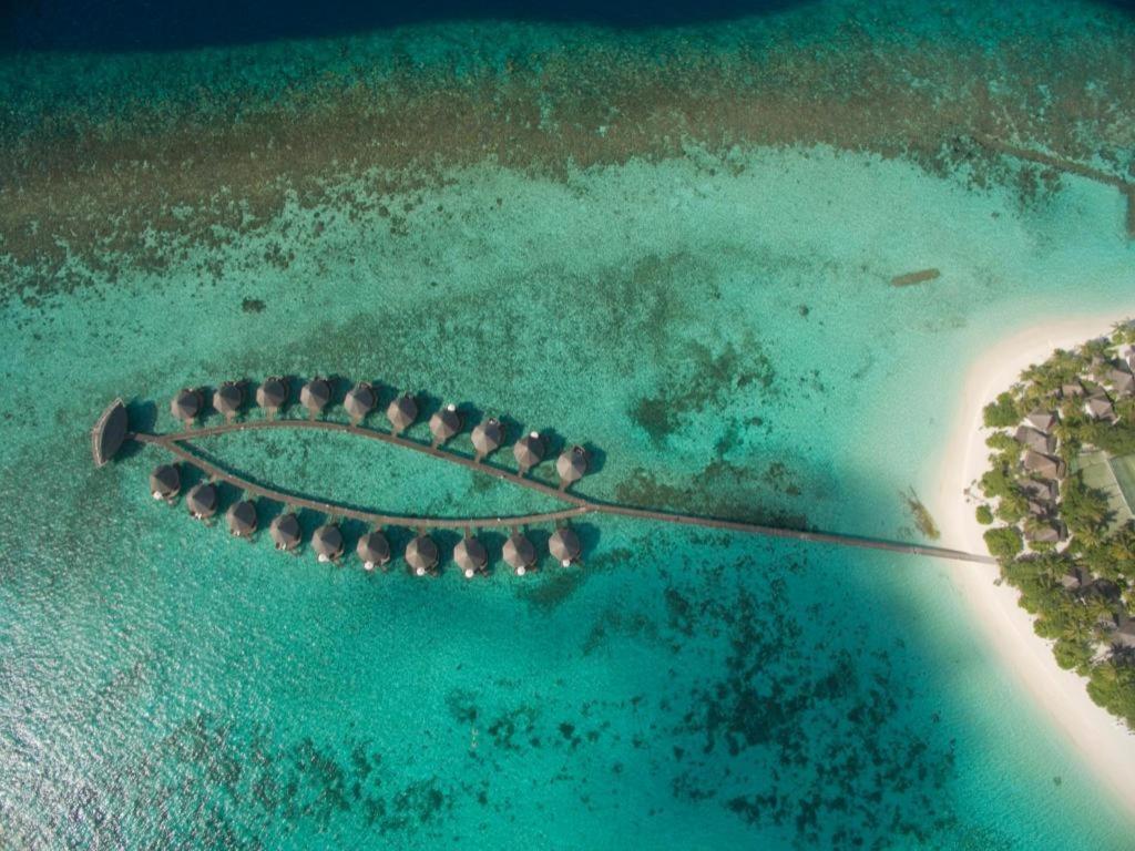 Angaga Island Resort And Spa Ngoại thất bức ảnh