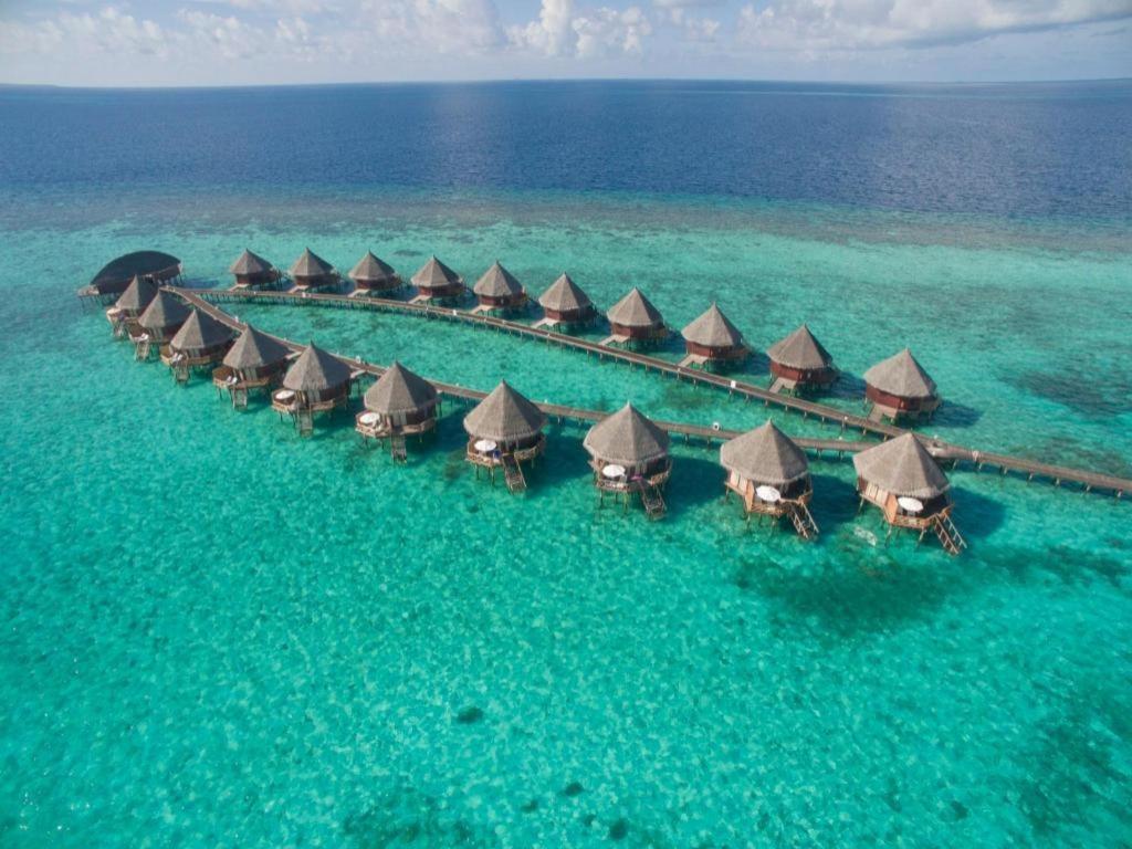 Angaga Island Resort And Spa Ngoại thất bức ảnh