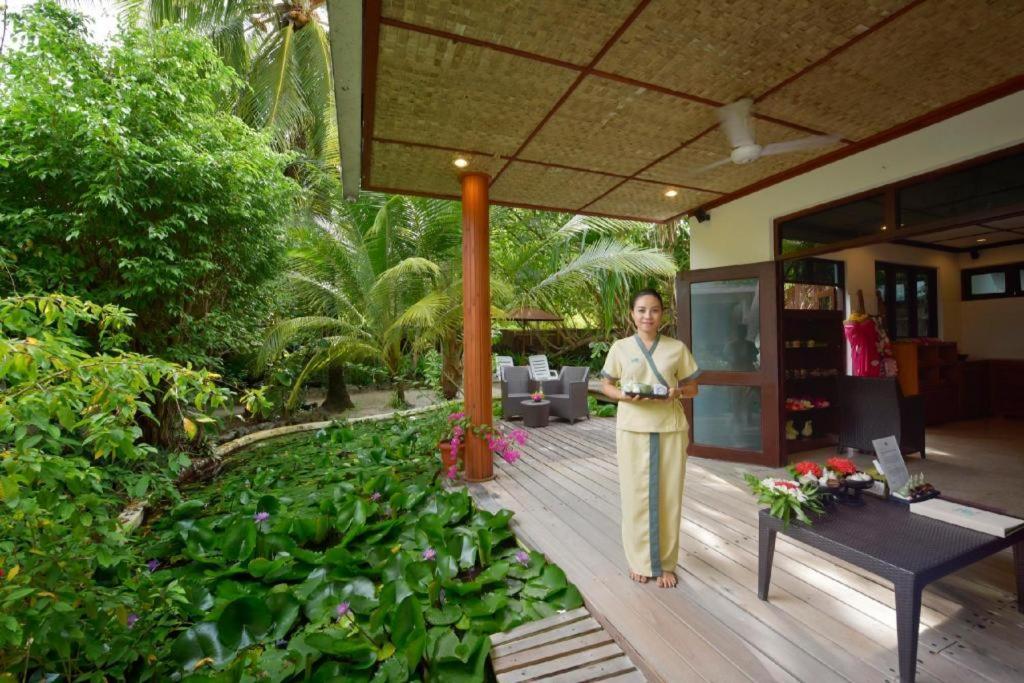 Angaga Island Resort And Spa Ngoại thất bức ảnh
