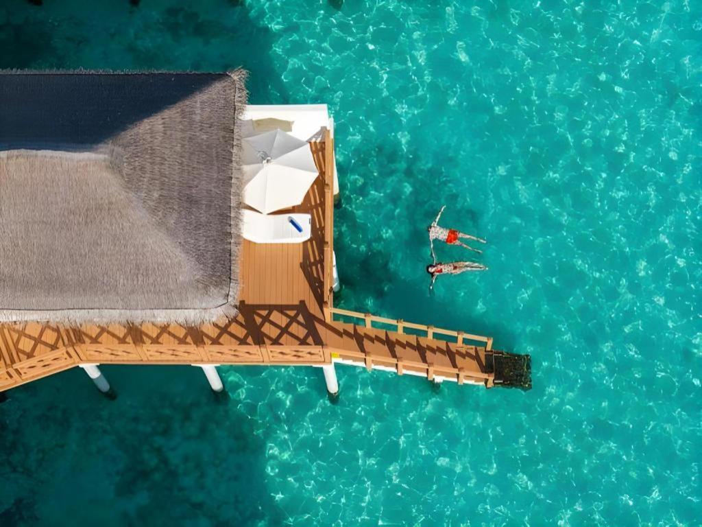 Angaga Island Resort And Spa Ngoại thất bức ảnh