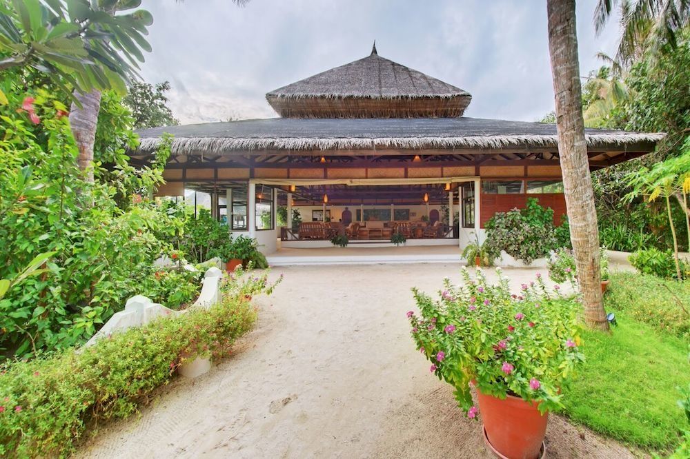 Angaga Island Resort And Spa Ngoại thất bức ảnh